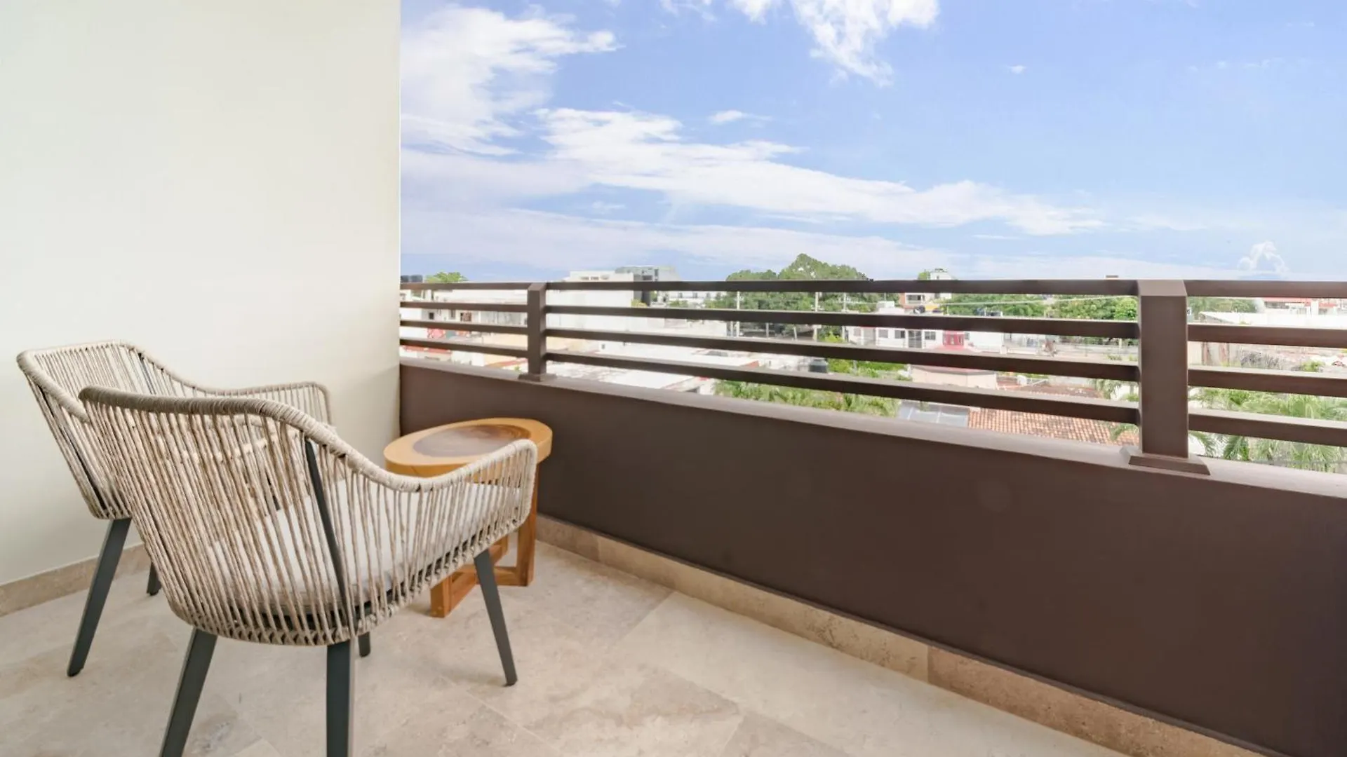 Veranda 210 Condo - Downtown, - At Veranto Condos With Rooftop Pool Playa del Carmen Mexikó