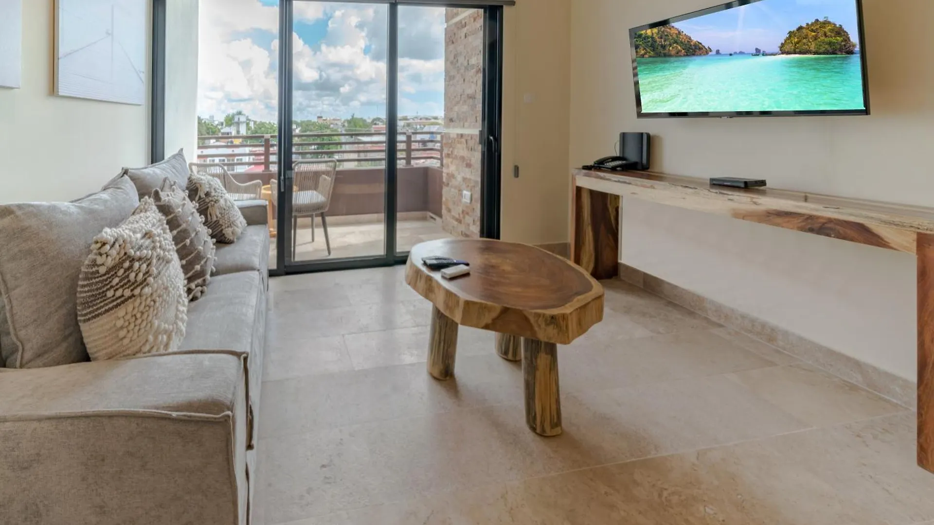 Apartman Veranda 210 Condo - Downtown, - At Veranto Condos With Rooftop Pool Playa del Carmen