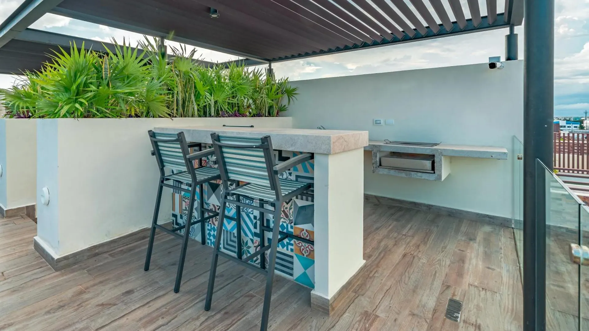 Veranda 210 Condo - Downtown, - At Veranto Condos With Rooftop Pool Playa del Carmen Apartman